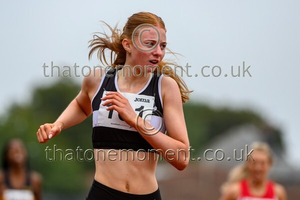 Age25SUN-920600 - Track Female Set Two