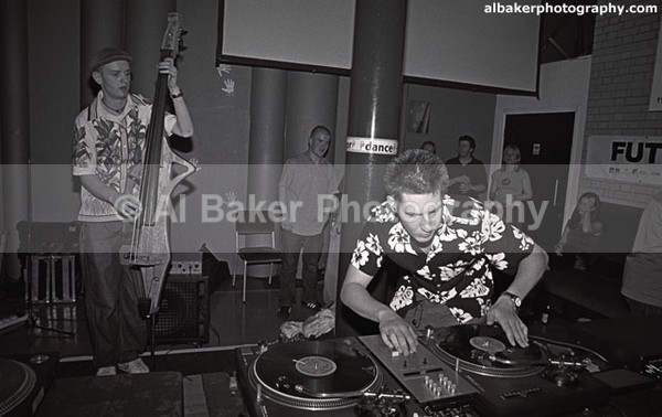 16 fingathing - Counter Culture @ Contact Futuresonic 10.06.00