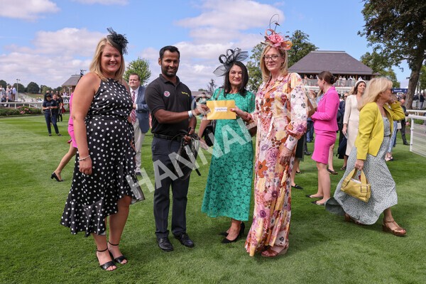 yr17082022r1-035 - Race 1 1.50pm Sky Bet & Symphony Group Stakes