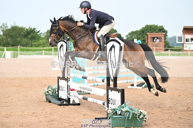 240801A-093105-01036 - Cls 1 British Novice and 90cm Open