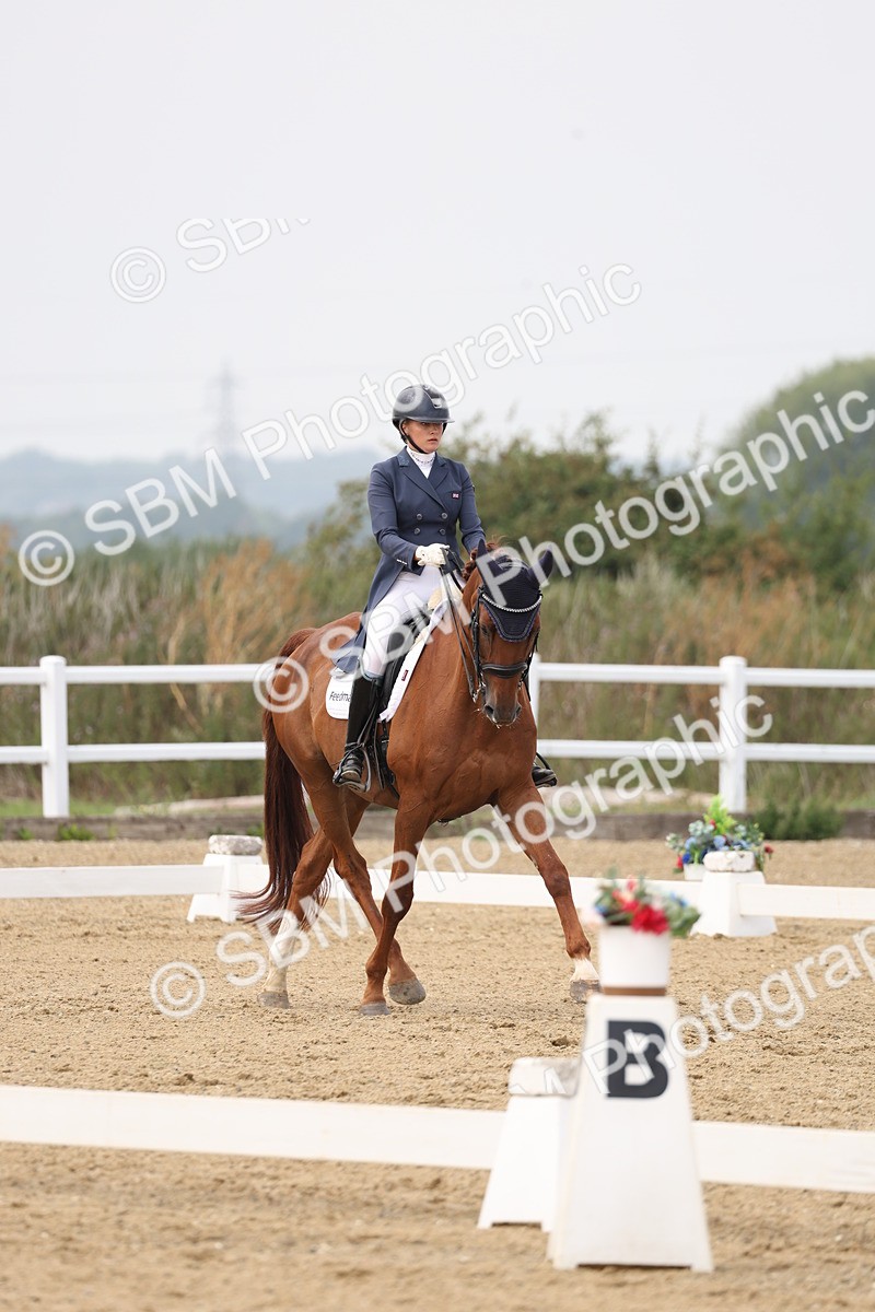 SBM_007501 - Class 9 - FEI INT I - 14.57-15.45