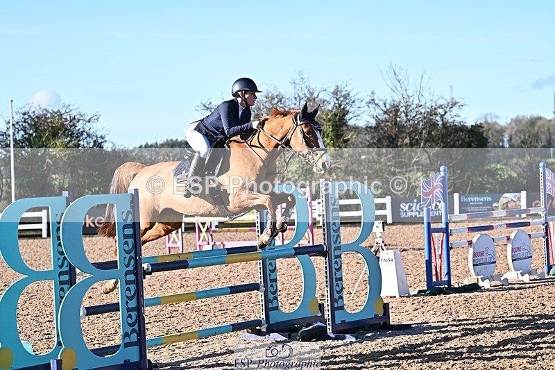 251203-120418-00410 - Cls 3 Snr 1.05m Open