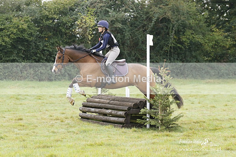  WWHT 171021 0998 - Open Novice (0.80m)  17/10/21