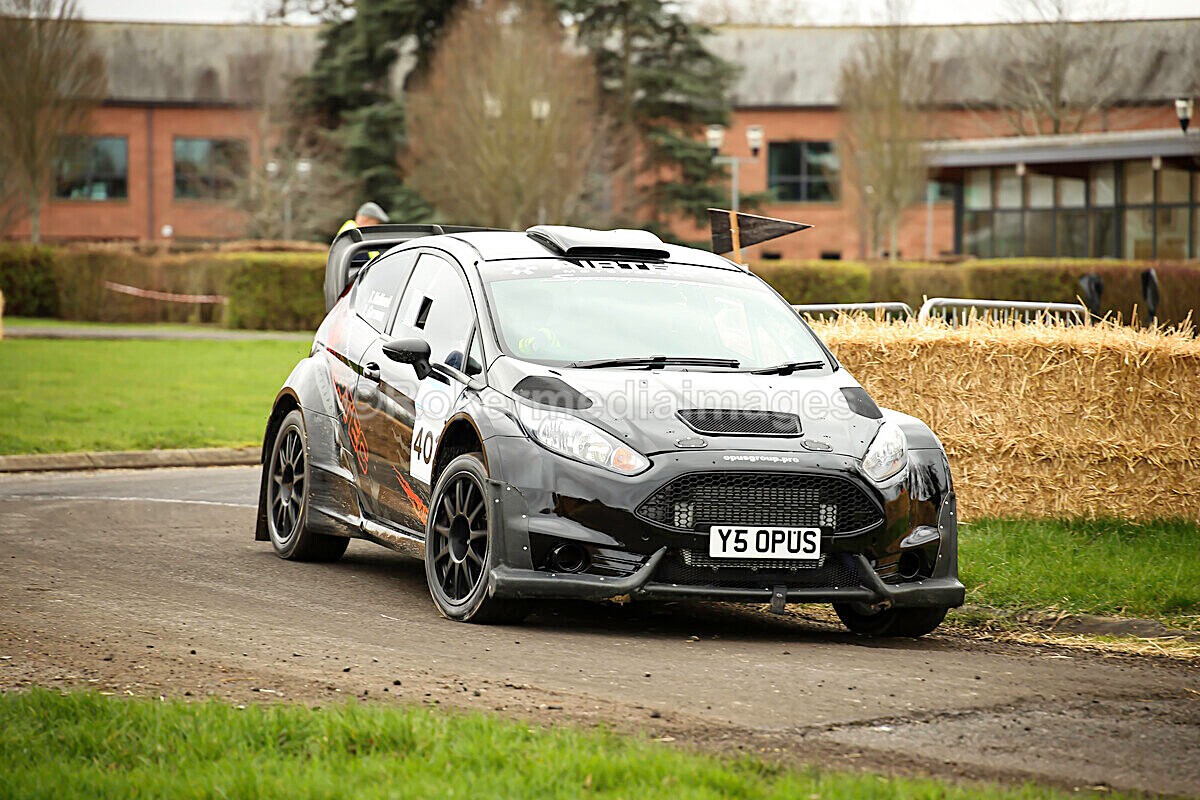 Race RETRO 2026-226 - Race Retro 2026