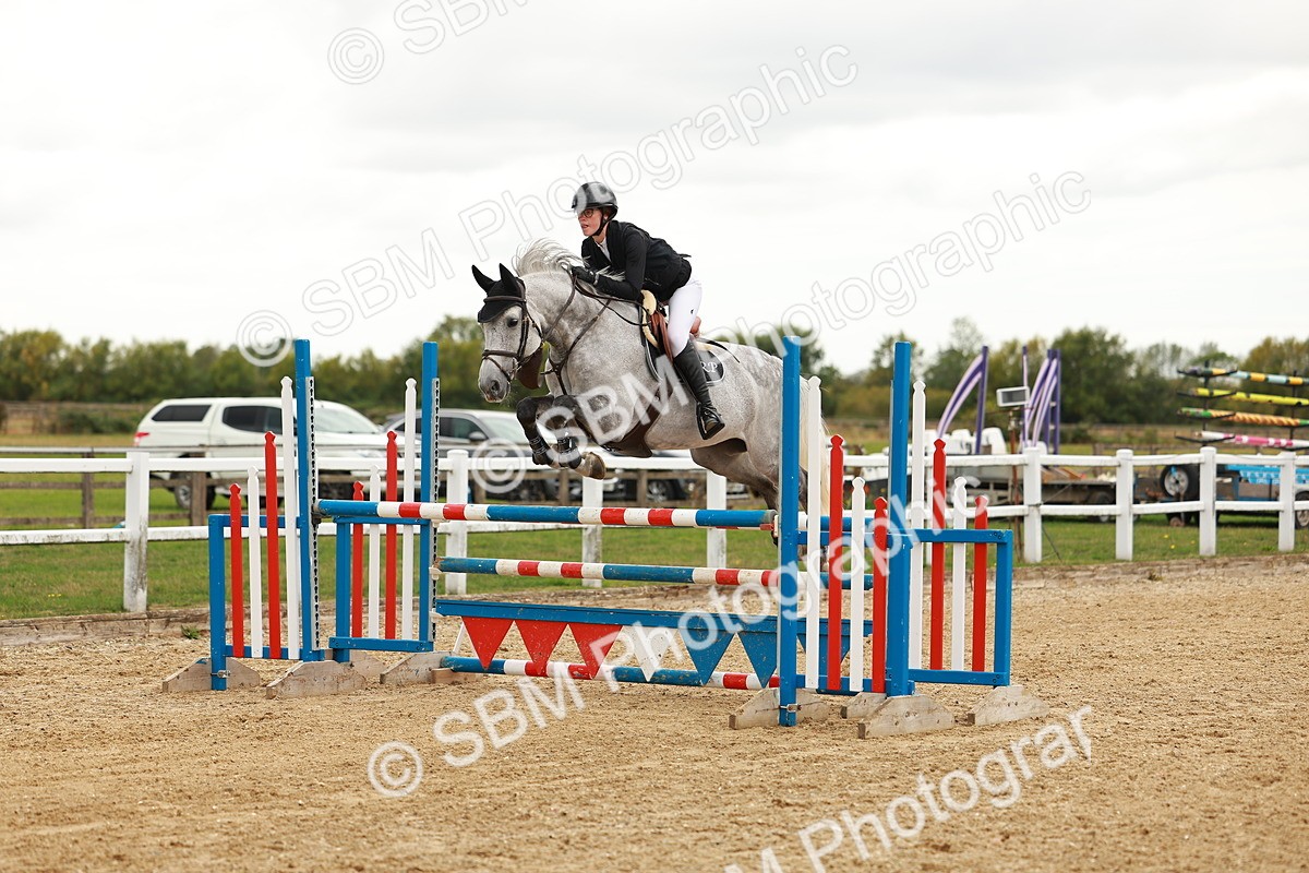 SBM_001520 - Class 4 - Senior Newcomers - 1.10m