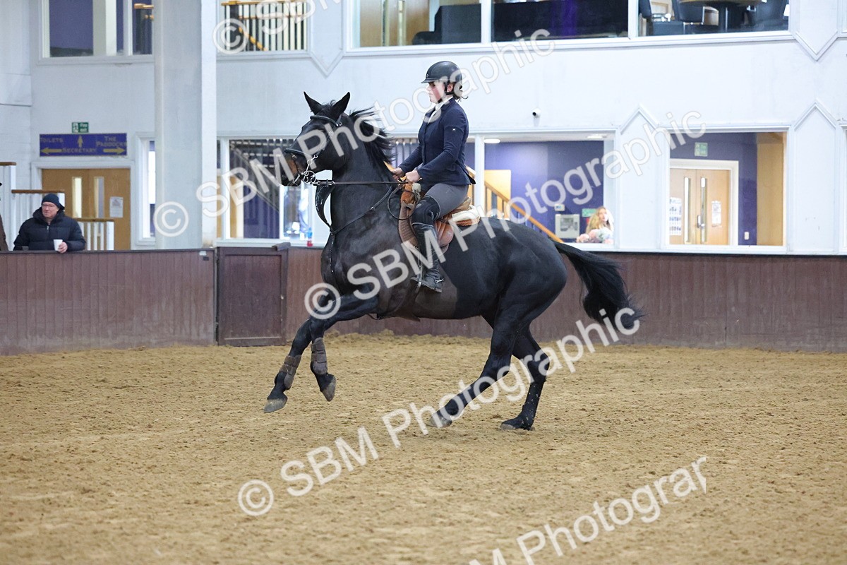1I0A4750 - Class 9 - Senior Newcomers/ 1.10m Open