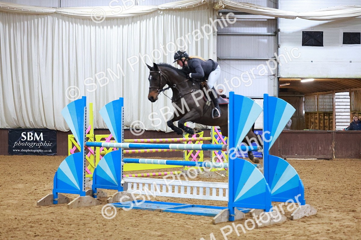 SBM_002256 - Class 4 - Senior Newcomers - 1.10m