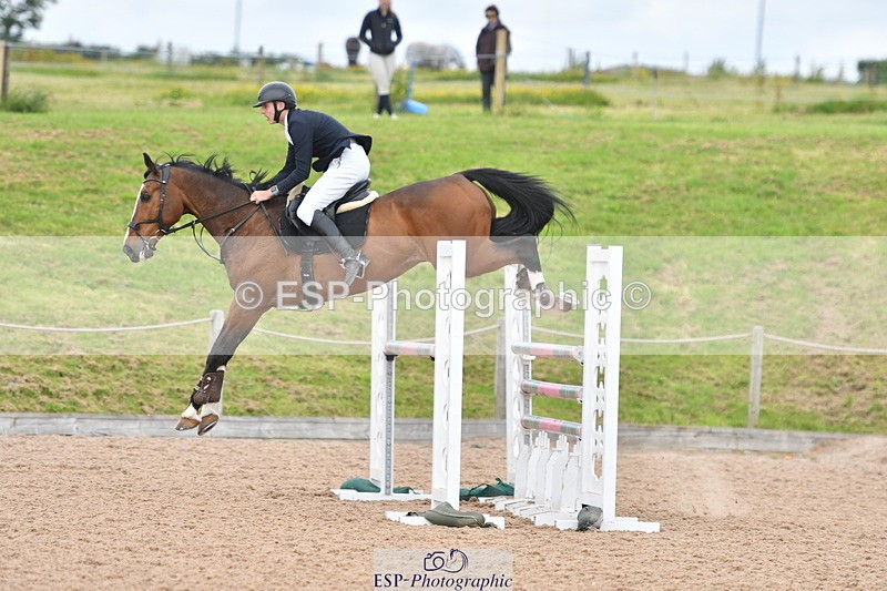 240609A-143819-06253 - Cls 19 Snr Foxhunter and 1.20m Open