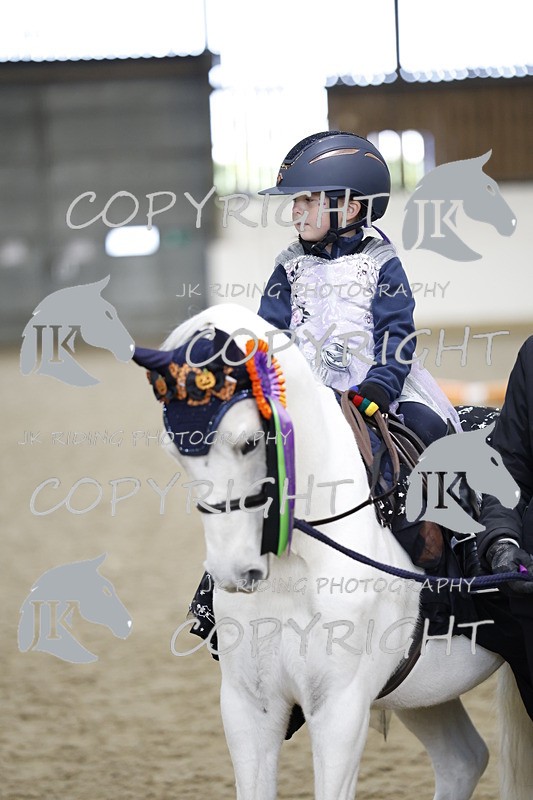 _T0A0917 - Class 1 Cross poles