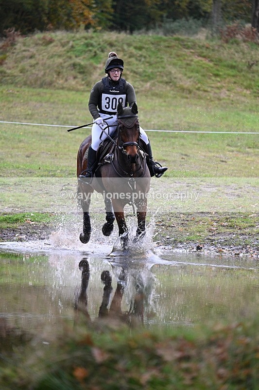 WJ7_4830 - 100cm Cam 2 Water Time 15:21 to 15:27