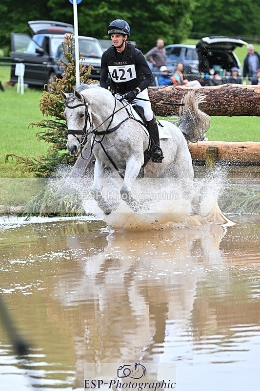 240526-132727-22880 - 421-ASK_FOR_MANCHIER-Tom_Jackson