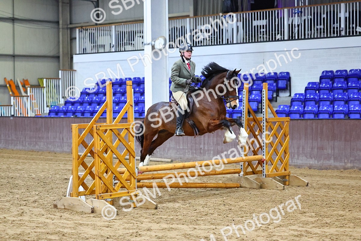 SBM_003039 - Class 35 - 60cm Training Stakes