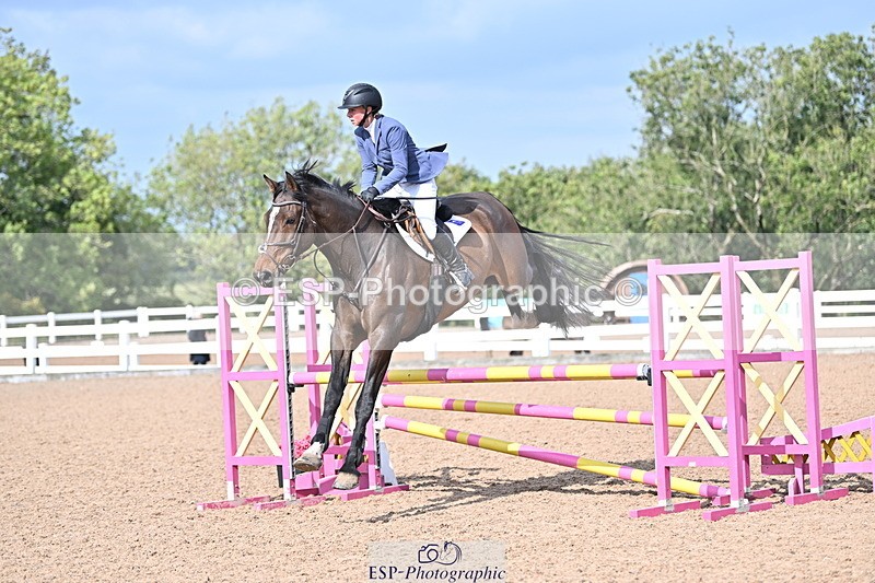 241004A-125148-02119 - Fri 09 95cm Amateur Quals