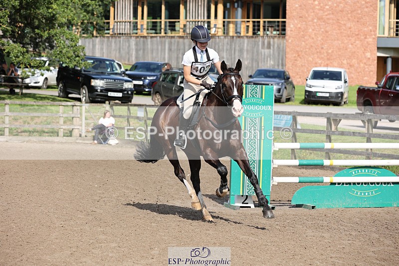 240804-093728-10197 - 403-Alana_Harries-THE_KNIGHT