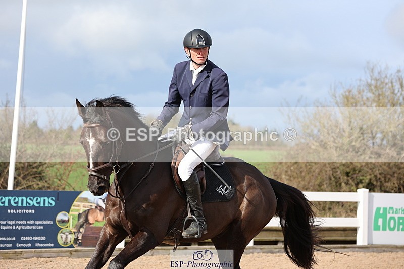 240223A-115812-01026 - Cls 4 Snr 1.05m Open