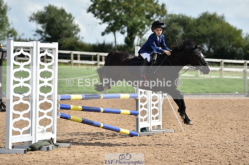 230902A-140102-01569 - Cls 3B Pony Medium 90cm