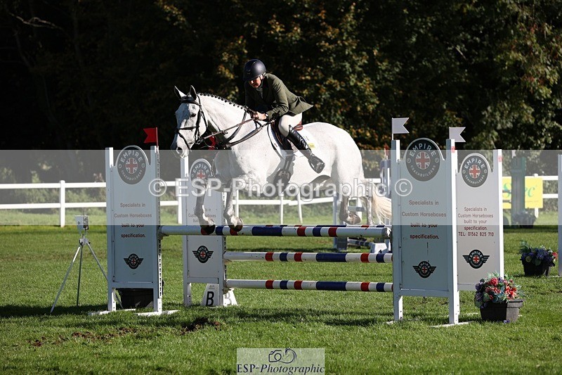 231022-111958-25107 - 624-CORRIEVIEW.OSCAR-Jane.Rogers-TrotUp+SJ