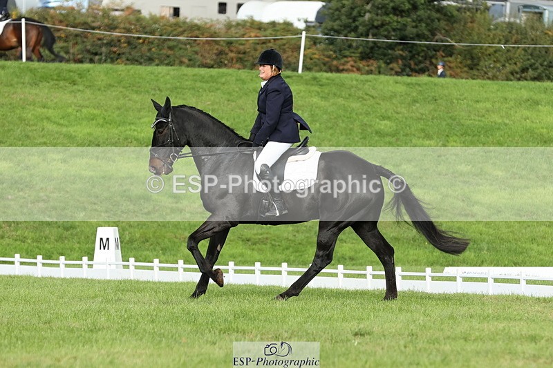 251024A-101758-07711 - D-343-Georgina.Owen