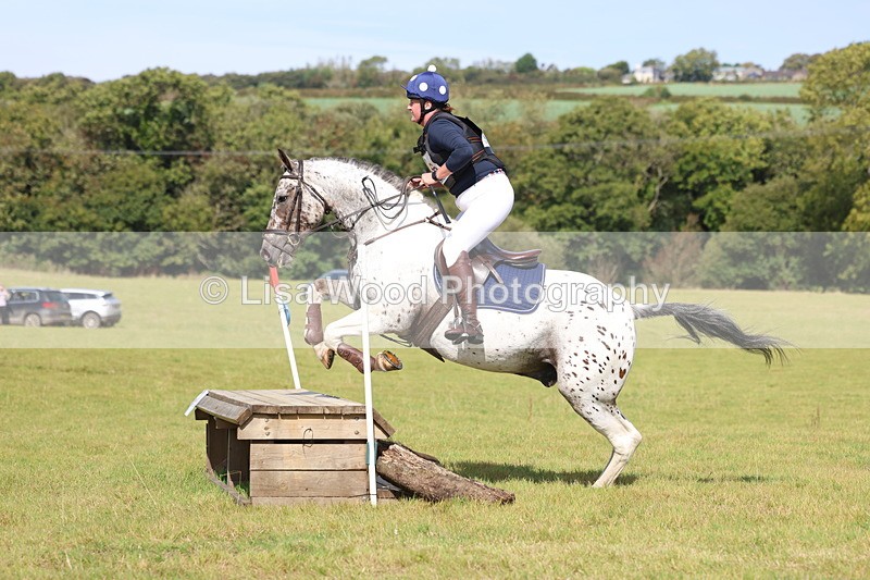3E7A6641 - Class 1: Trebudannon Open: Pheasant Feeder