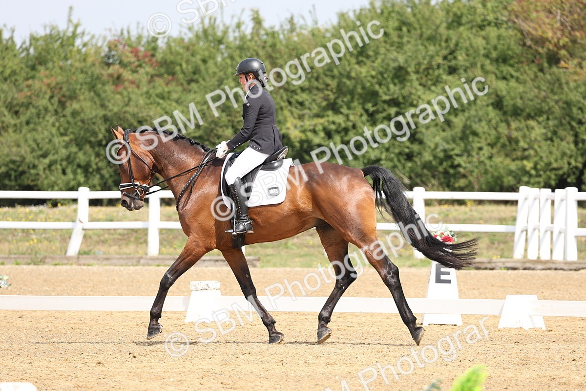 SBM_005870 - Class 6 - Novice 6 - 10.26-11.29