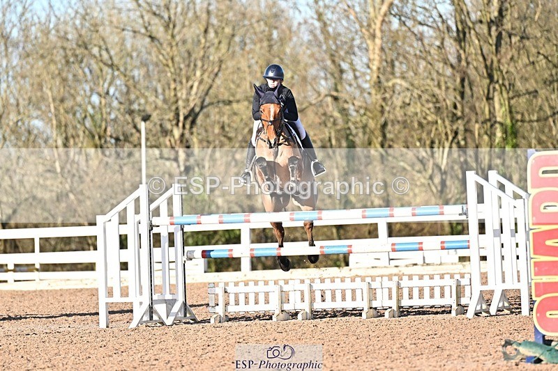 251203-135127-00731 - Cls 5 Foxhunter and 1.20m Open