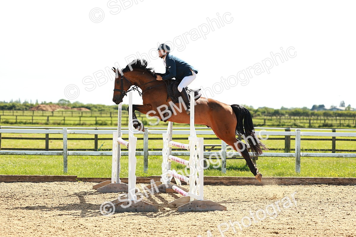 SBM_002925 - Class 4 - Senior Newcomers - 1.10m