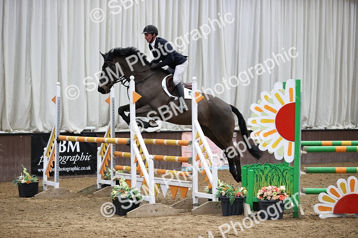 SBM_001778 - Class 4 - Senior Newcomers - 1.10m Open