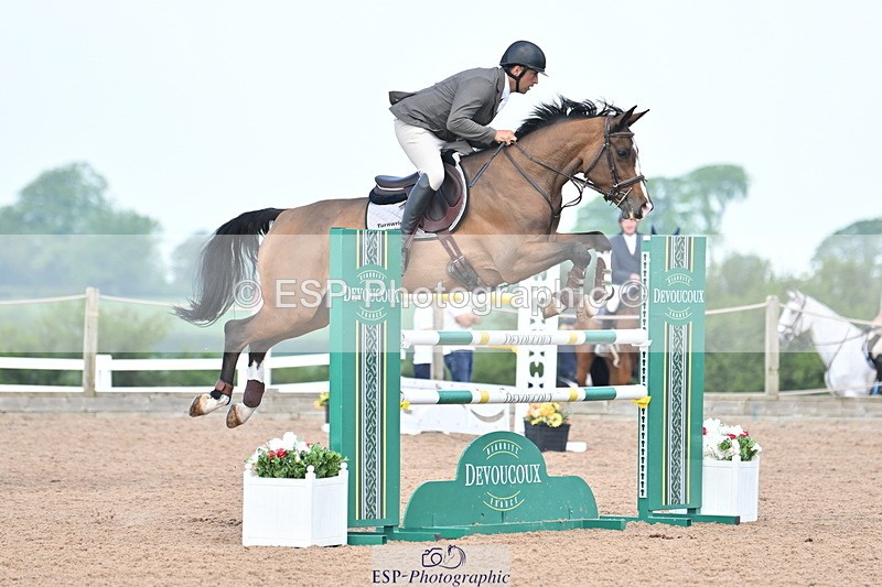 240512A-104544-17366 - Cls 48 National 1.30m Open