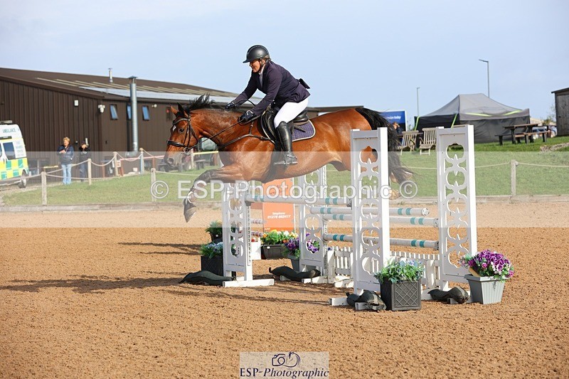 250911-095742-00536 - Cls 1 Snr 1.05 & 1.10m