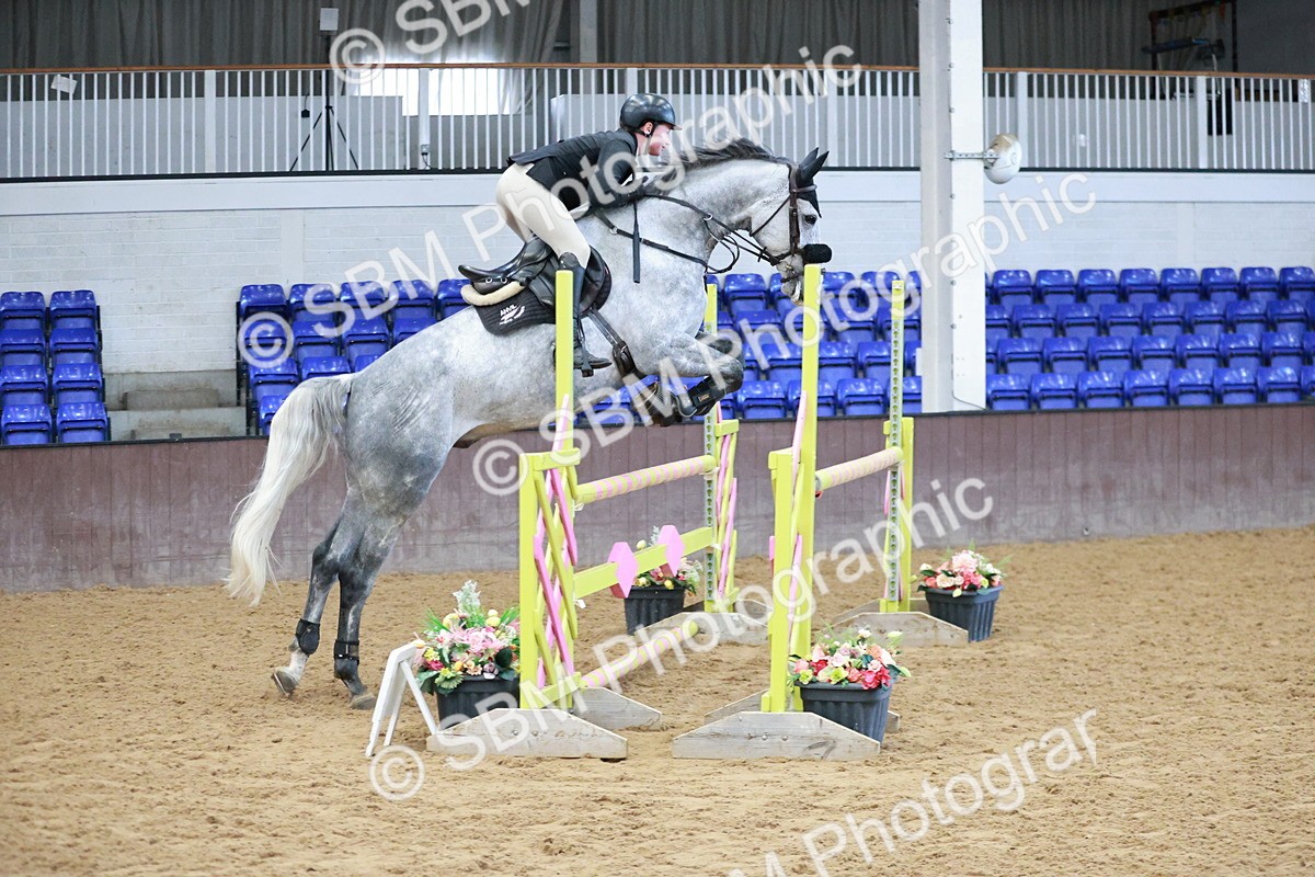 SBM_004209 - Class 11 - Senior Newcomers - 1.10m