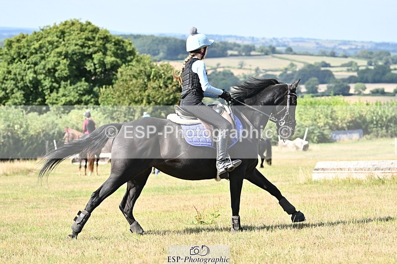 250821B-102458-00116 - Group B - Danielle