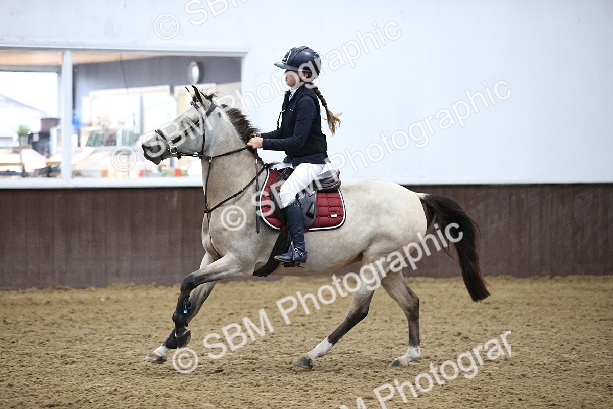 SBM_000089 - Class 1 - Pony Intro 70cm Open