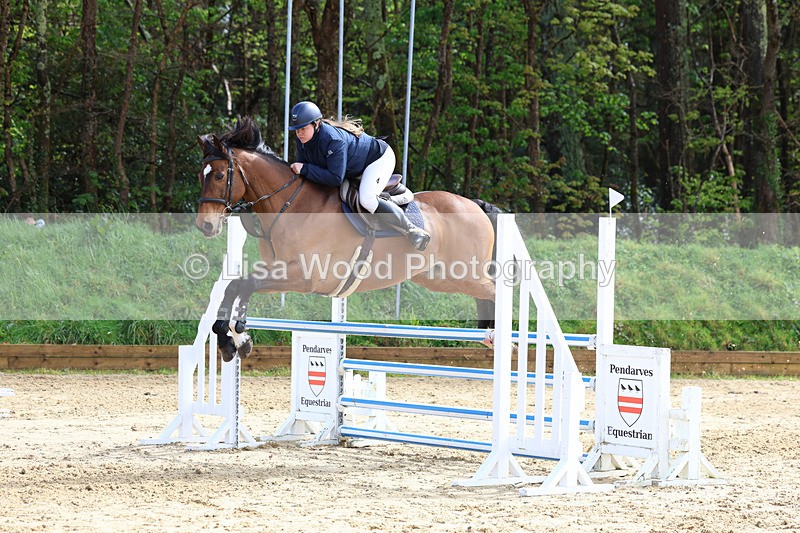 3E7A1414 - Class 6: Senior 1.05m