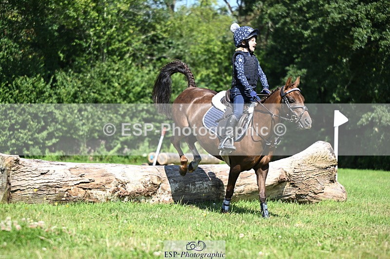 240729B-144954-02865 - Abbie's Group XC