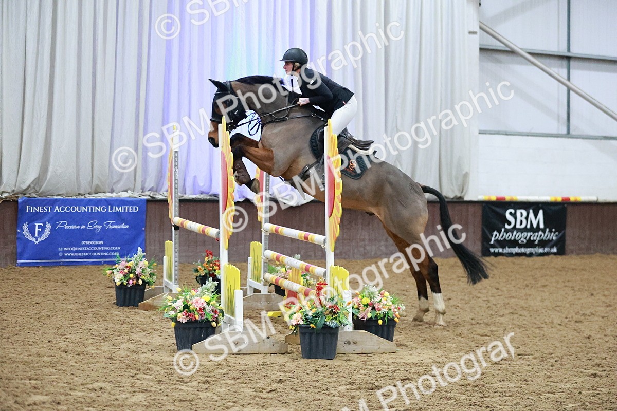 SBM_004513 - Class 17 - Senior Newcomers - 1.10m