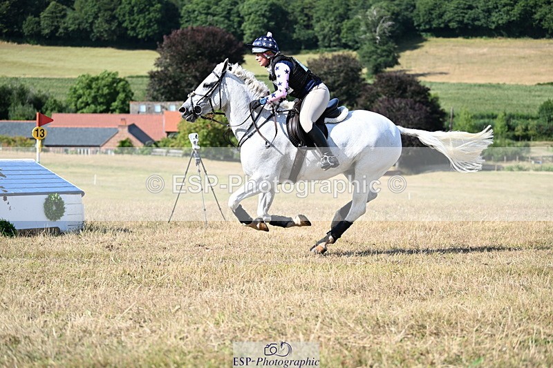 250803A-163413-17032 - Q-760-Sharon.Routley-KNOCKDOMNEY.SILVER.GAP