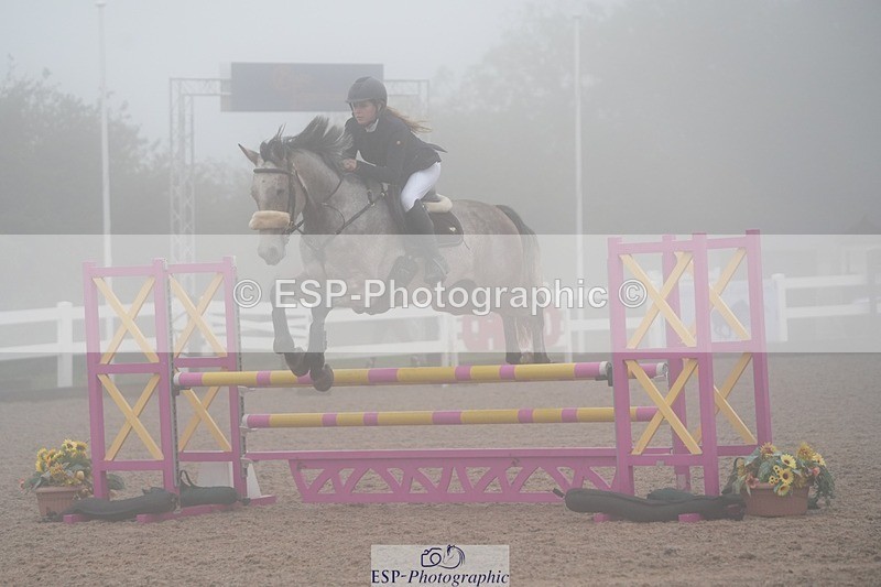 251003-102639-00058 - Cls 6 British Novice and 90cm
