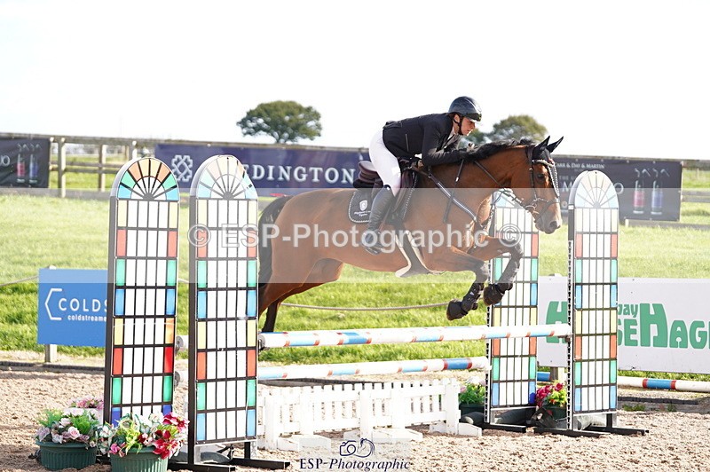 241004A-103210-00116 - Fri 01 Snr Disco & 1.00m Open