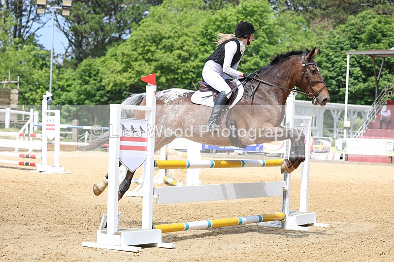 3E7A0386 - Class 10: Senior 95cm open