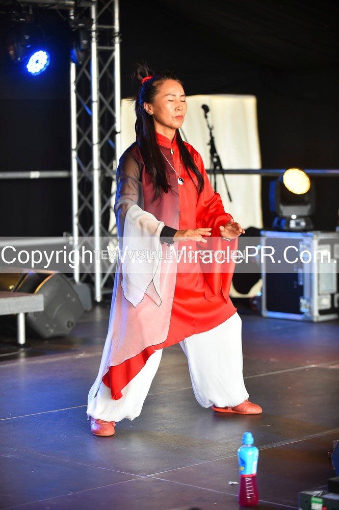 SH4_1507 - Tai Chi with Lisa Kay.