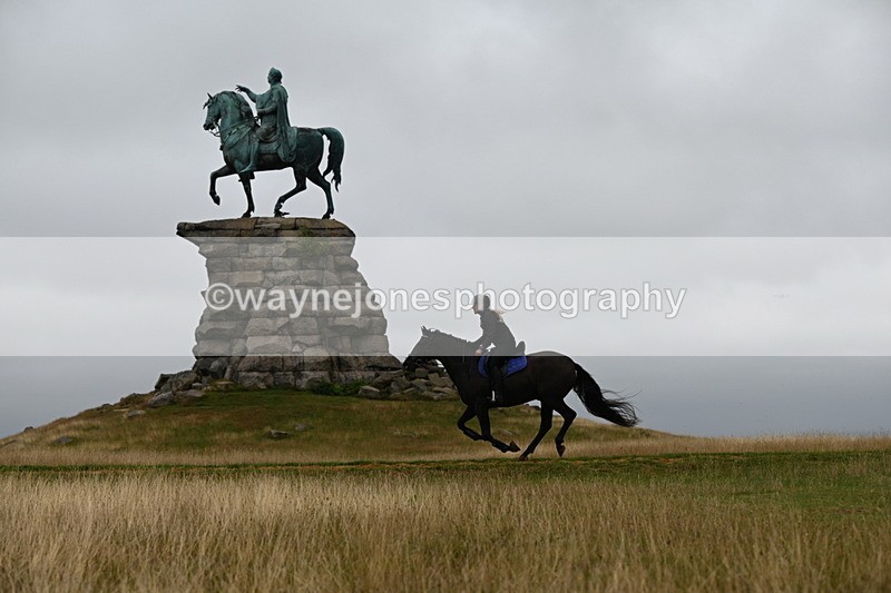 DSC_0521 - Time at Statue 09:51 to 10:54