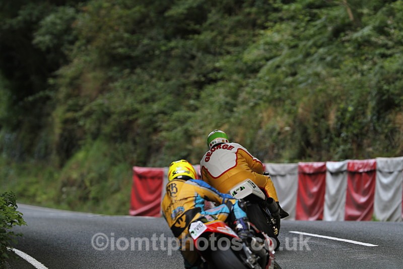 FOM_0967 - Classic TT Lap of honour