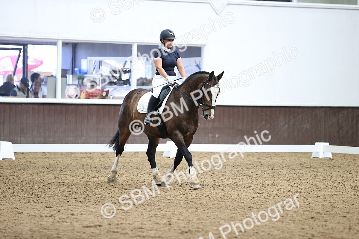 SBM_002028 - Novice 4 - 11.15-13.22