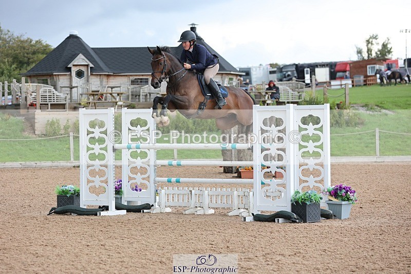 250911-123242-01491 - Cls 3 Snr Foxhunter