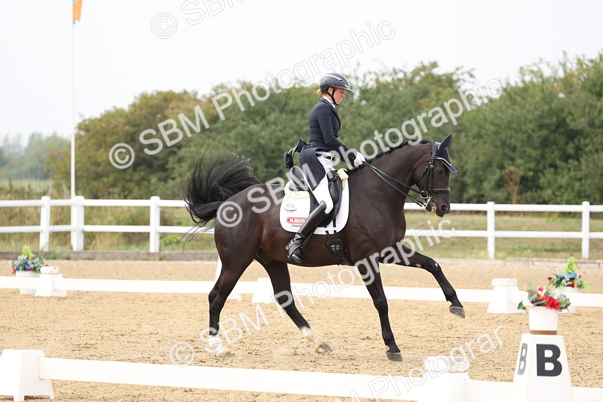SBM_008235 - Class 10 - FEI INT I - 16.10-16.50