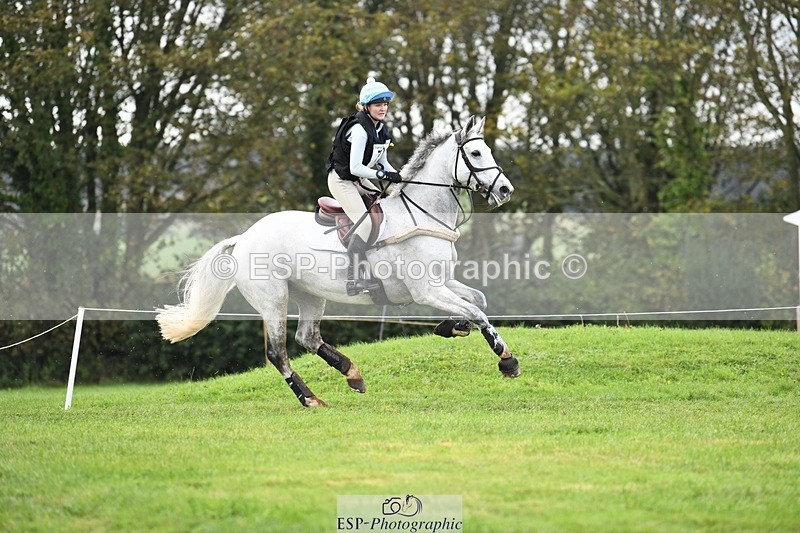 231020-130717-08870 - 072-CARROW.IROKO-Alice.England-XC