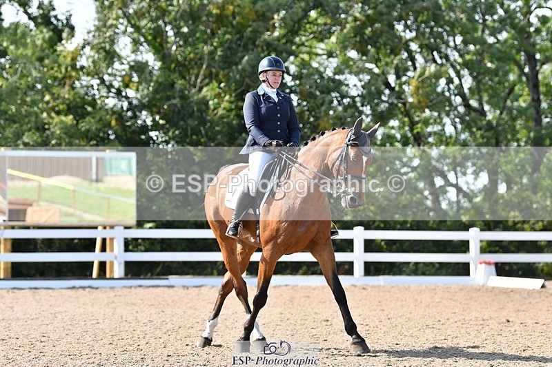 250906-152335-04264 - 119-Kirstie.WrightMill.House.Kann.Eye