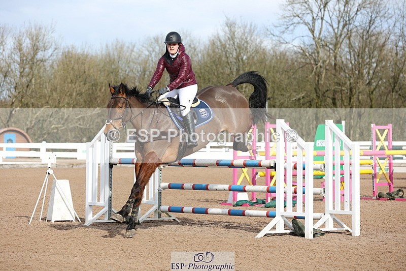 240223A-113135-00891 - Cls 4 Snr 1.05m Open