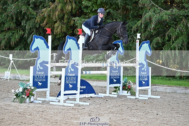 231022-101525-23271 - 243-CALZINI-Evelyn.Titterton-SJ