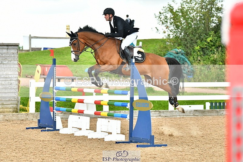 230721A-113256-05736 - Cls 18, 1 Star Silver 1.20m